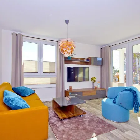 Mit Meerblick Und Terrasse, Gratis Nutzung Vom Ahoi Erlebnisbad Und Sauna In Sellin - Meeresblick 62 *