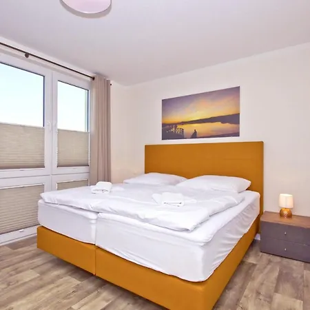 Mit Meerblick Und Terrasse, Gratis Nutzung Vom Ahoi Erlebnisbad Und Sauna In Sellin - Meeresblick 62 Goehren (Ruegen)